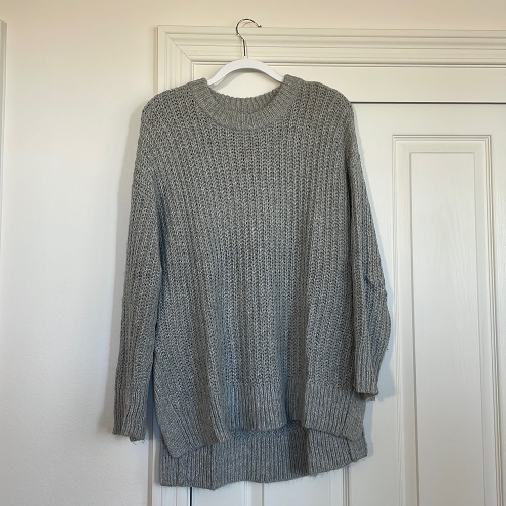 Aerie XS oversized sweater. Fits like a M/L.